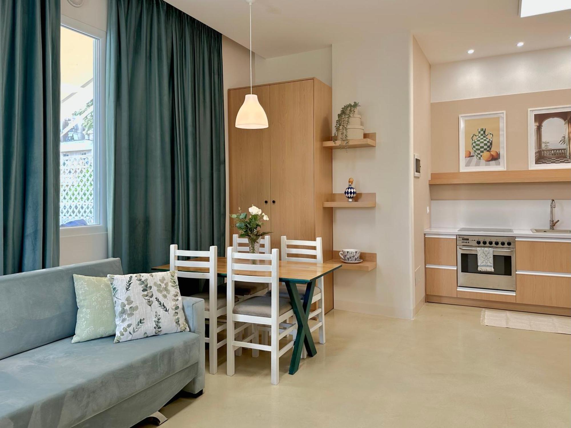 Apartment Summer Edition - By The Sea 1 - Res